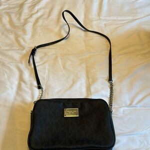 Michael Kors cross body